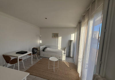 Studio - 28 m² - 1 pièce