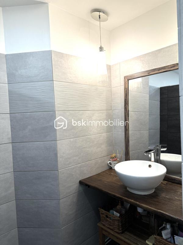 Appartement - 92 m² - 5 pièces