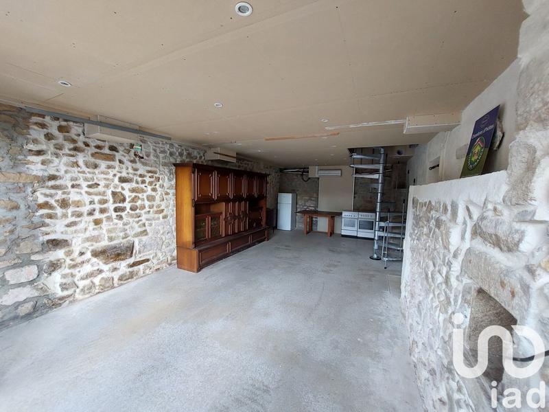 Maison - 214 m² - 8 pièces