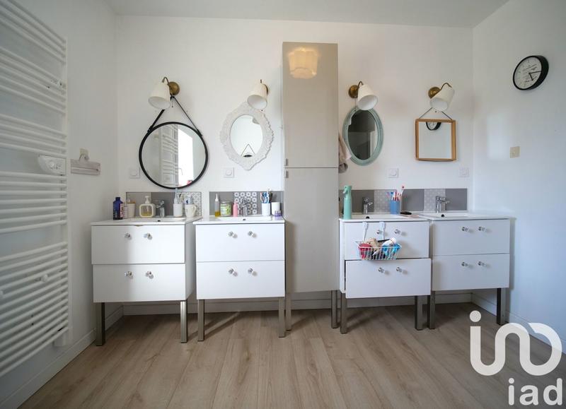 Maison - 166 m² - 7 pièces