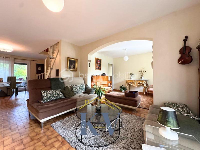 Maison - 160 m² - 6 pièces