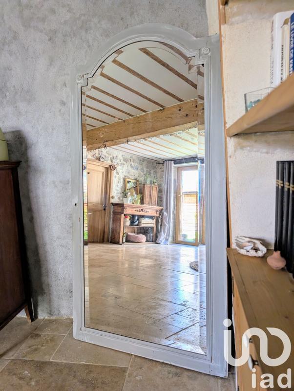 Maison - 201 m² - 7 pièces