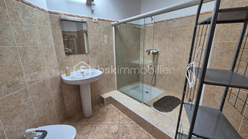 Villa - 237 m² - 10 pièces