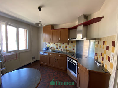 Appartement - 80 m² - 3 pièces