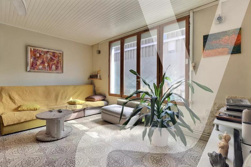 Maison - 100 m² - 6 pièces