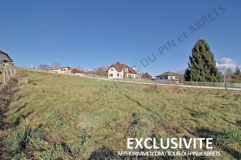 Terrain - 1 500 m²