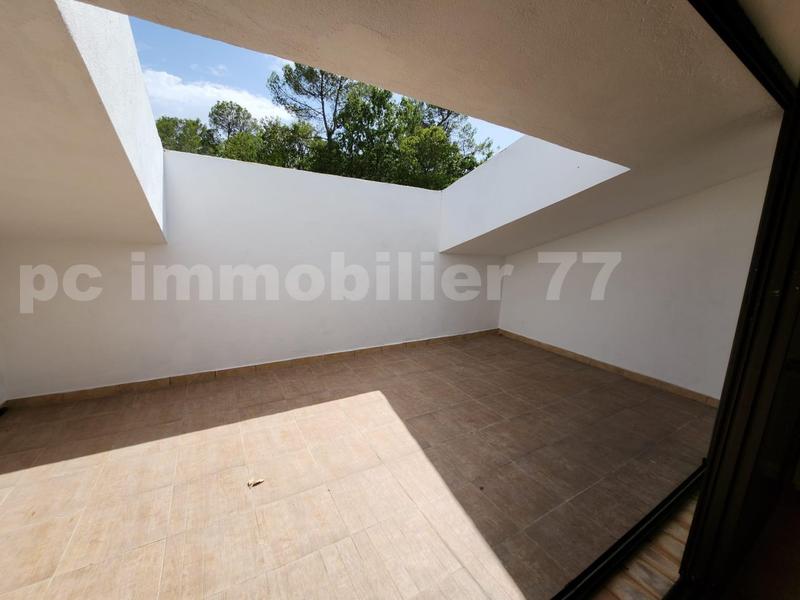 Villa - 271 m² - 8 pièces