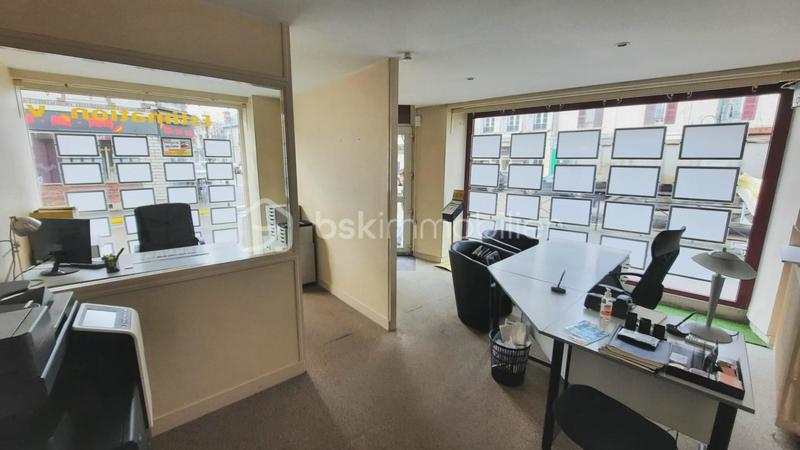 Immeuble - 160 m² - 9 pièces