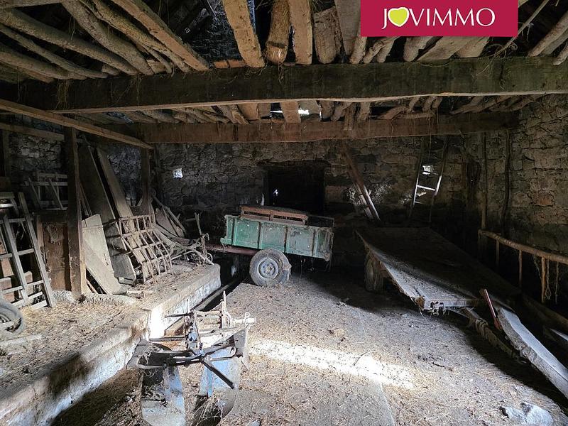 Maison - 300 m² - 1 pièce