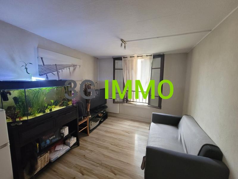 Immeuble - 90 m² - 7 pièces