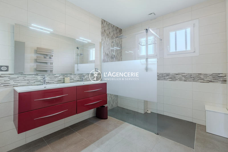 Maison - 131 m² - 5 pièces