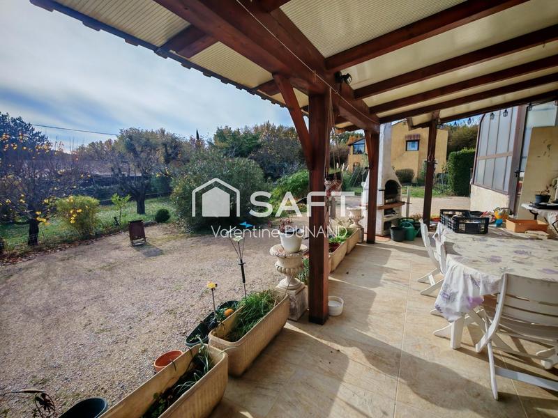 Maison - 96 m² - 3 pièces