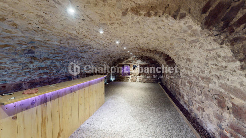 Appartement - 136 m² - 5 pièces