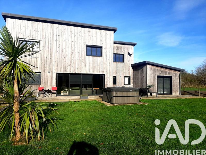 Maison - 168 m² - 7 pièces