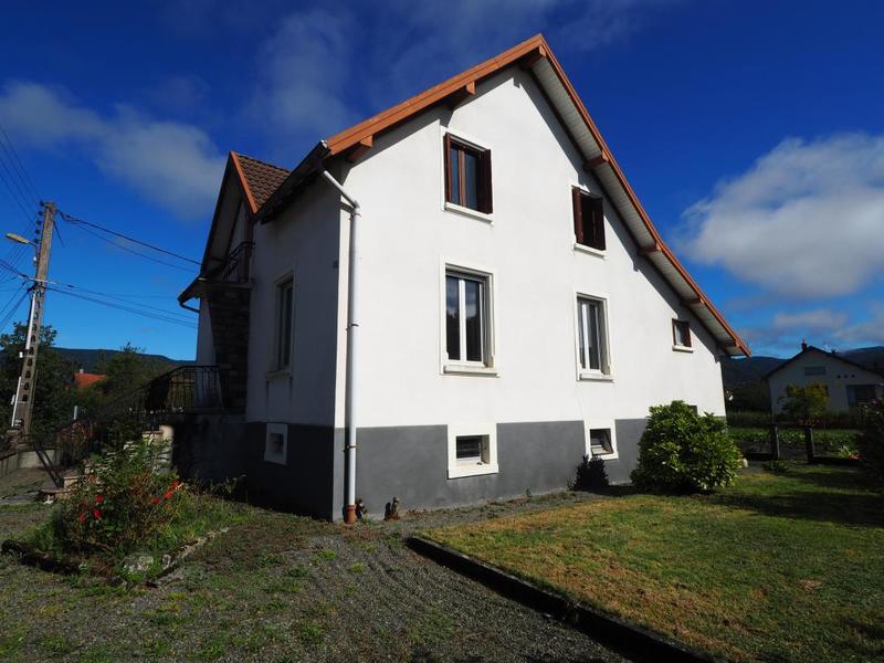 Maison - 147 m² - 8 pièces