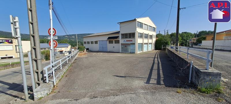 Local d'activités - 606 m² - 8 pièces