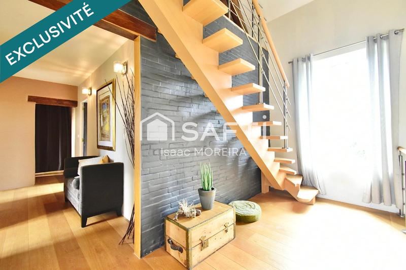 Maison - 200 m² - 8 pièces