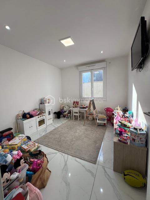 Pavillon - 121 m² - 6 pièces