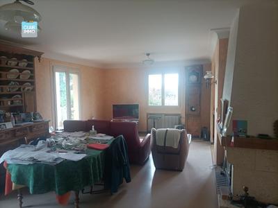 Maison - 140 m² - 7 pièces