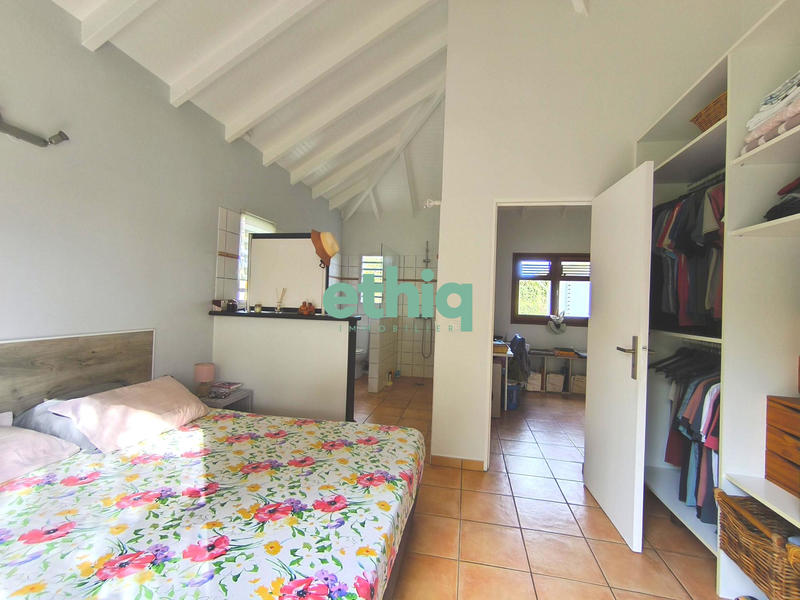 Maison contemporaine - 140 m² - 4 pièces