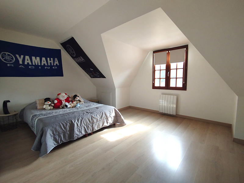 Maison - 136 m² - 6 pièces