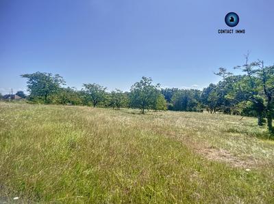 Terrain - 2 300 m²