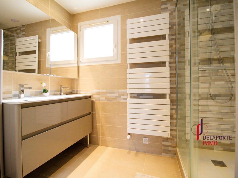 Appartement - 85 m² - 4 pièces