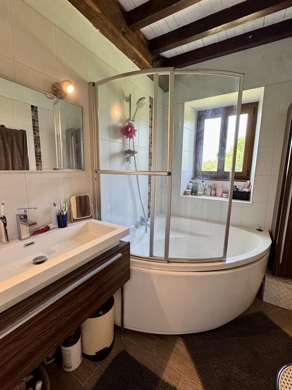 Maison - 221 m² - 9 pièces