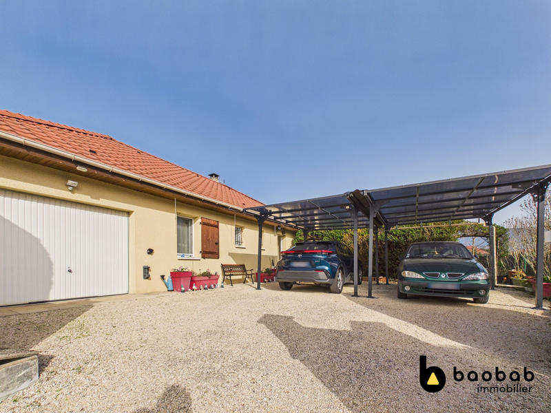 Maison - 99 m² - 4 pièces