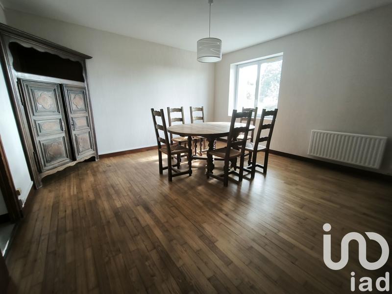 Maison - 208 m² - 10 pièces