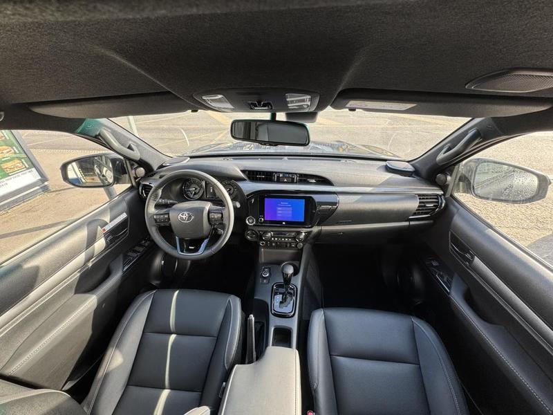 Toyota Hilux IV 4wd 2.8 d-4d 204 Double Cabine Invincible