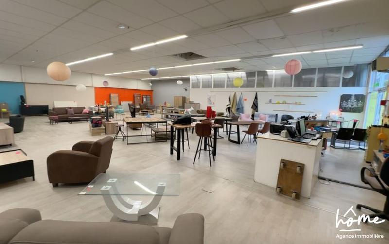 Fonds de commerce - 400 m²