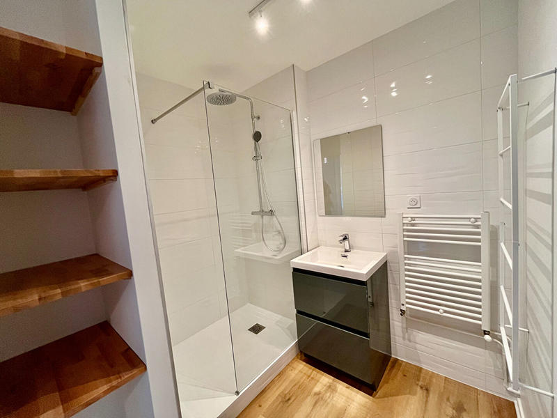 Appartement - 84 m² - 4 pièces