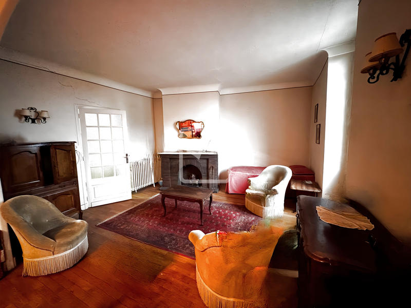 Maison - 120 m² - 7 pièces