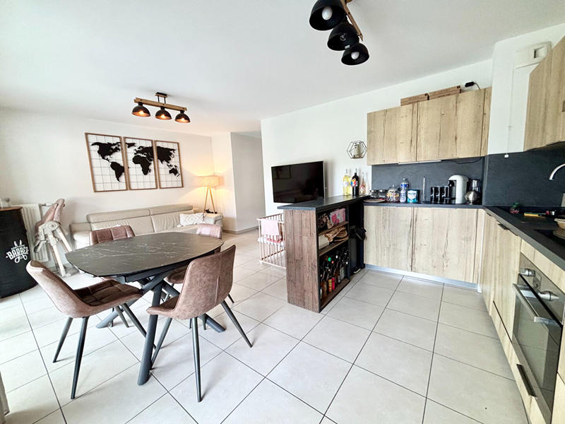 Appartement - 61 m² - 3 pièces