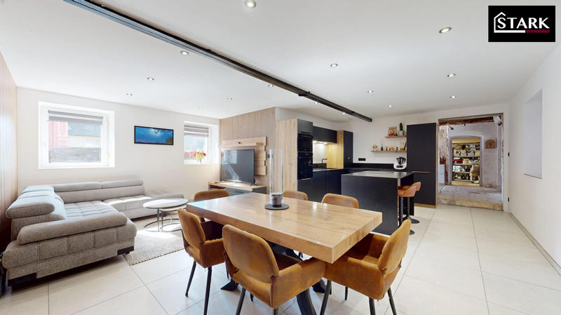 Maison - 138 m² - 6 pièces