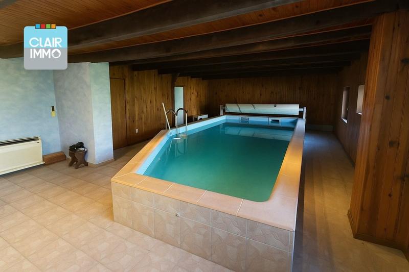 Longère - 287 m² - 8 pièces