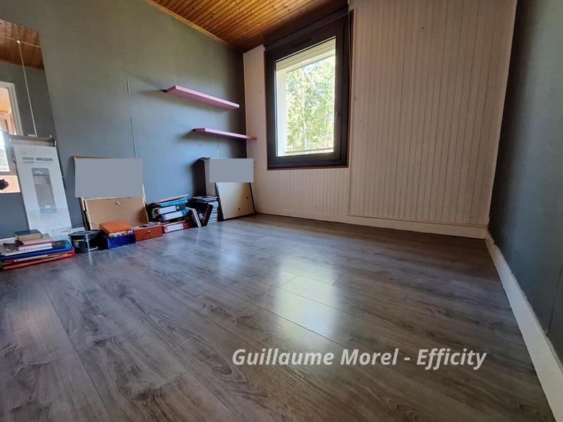 Maison - 92 m² - 5 pièces