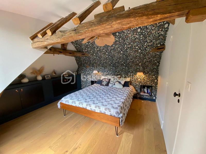 Maison - 195 m² - 7 pièces