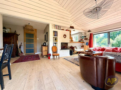 Maison - 136 m² - 6 pièces