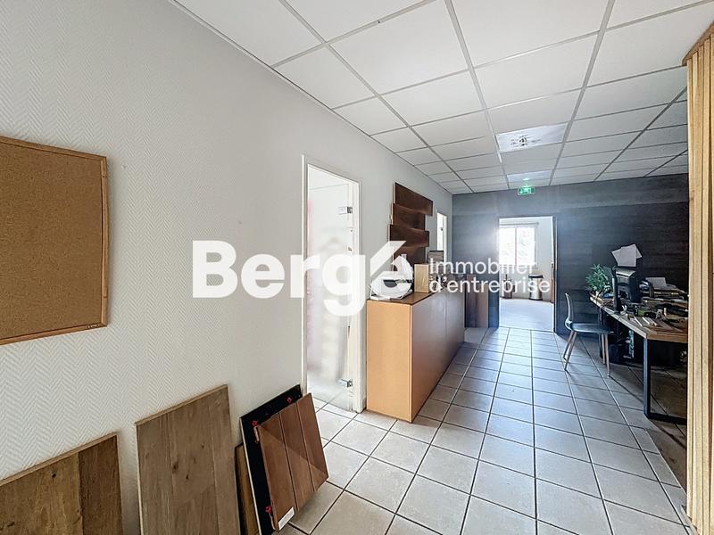 Entrepôt - 1 648 m²