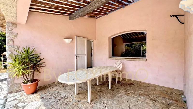 Villa - 201 m² - 6 pièces