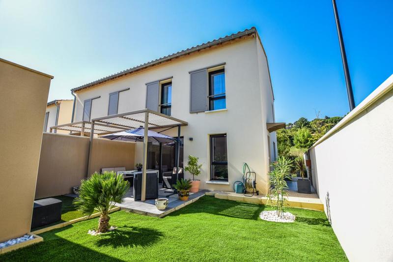 Maison - 83 m² - 4 pièces