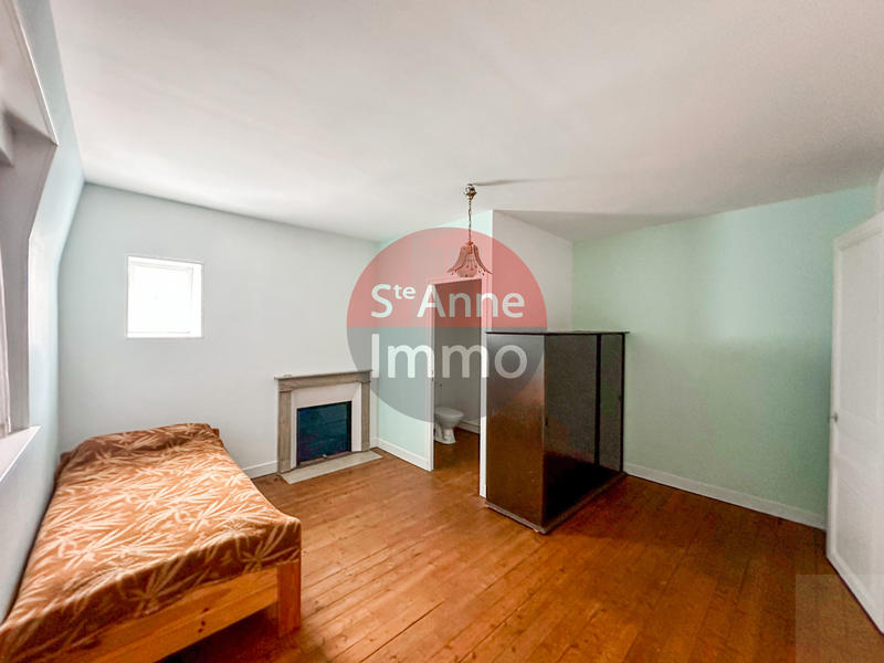 Maison - 300 m² - 12 pièces