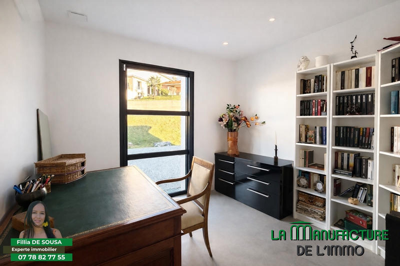 Villa - 202 m² - 7 pièces