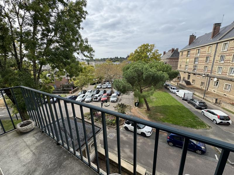 Appartement - 92 m² - 5 pièces