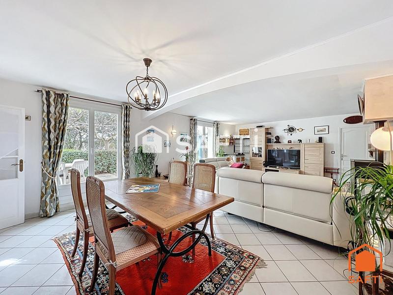 Villa - 167 m² - 7 pièces