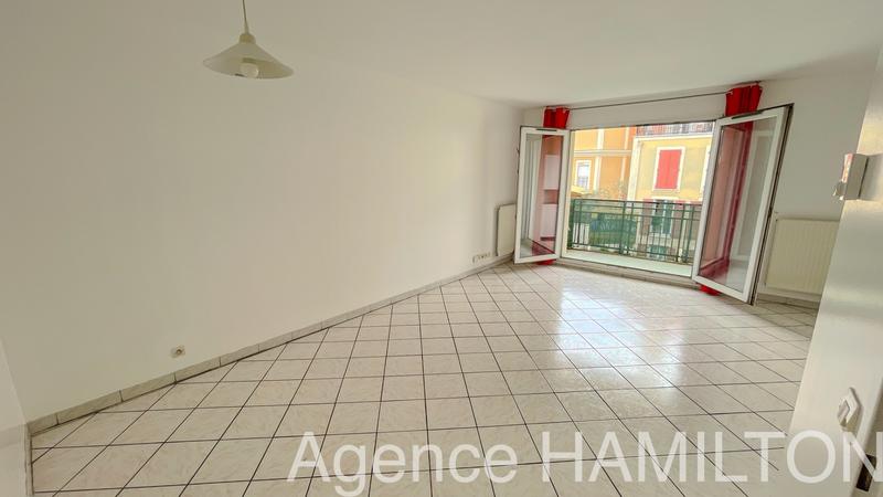Appartement - 79 m² - 4 pièces