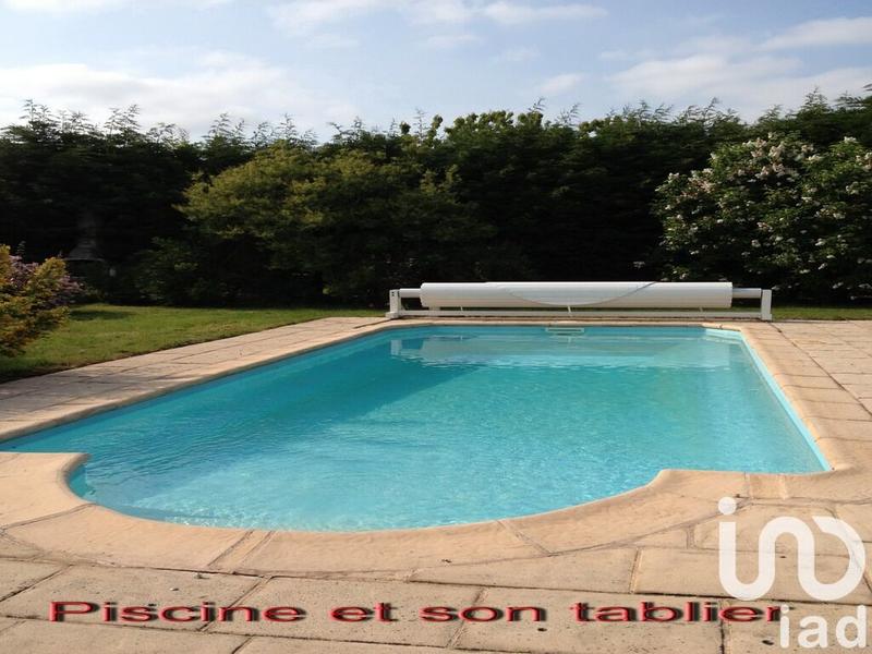 Maison - 630 m² - 12 pièces