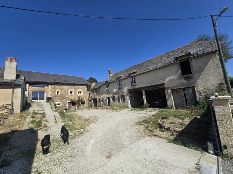 Maison - 223 m² - 8 pièces